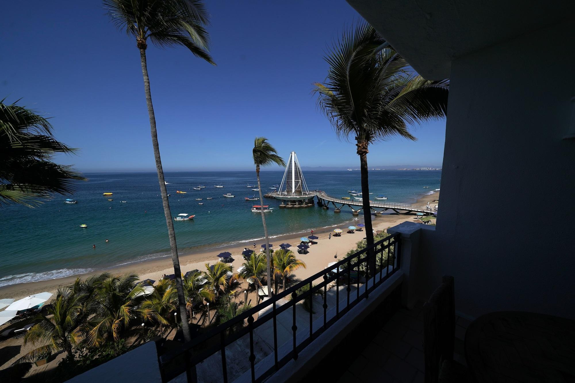 Emperador Vallarta Beachfront Hotel And Suites Puerto Vallarta Zewnętrze zdjęcie