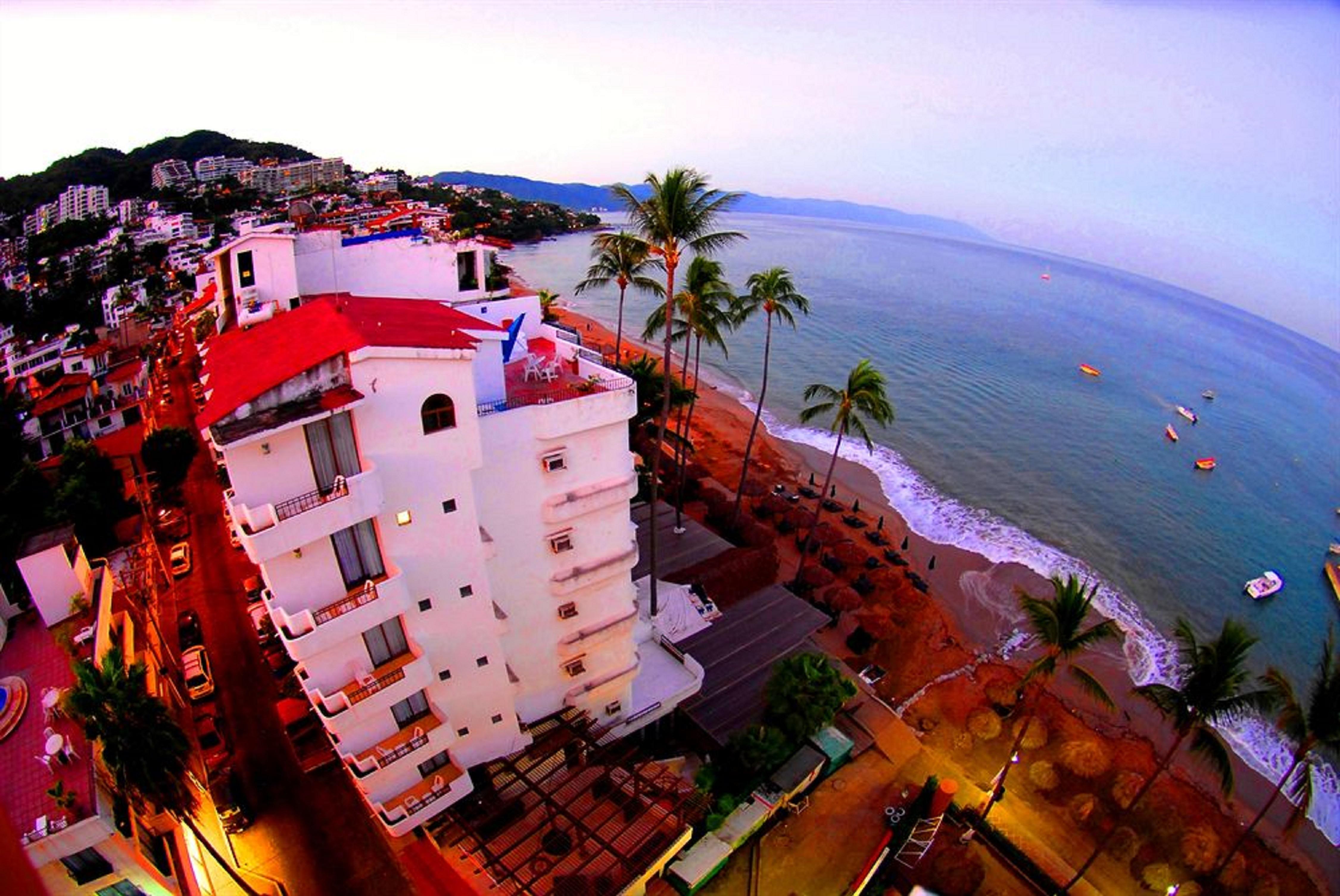 Emperador Vallarta Beachfront Hotel And Suites Puerto Vallarta Zewnętrze zdjęcie