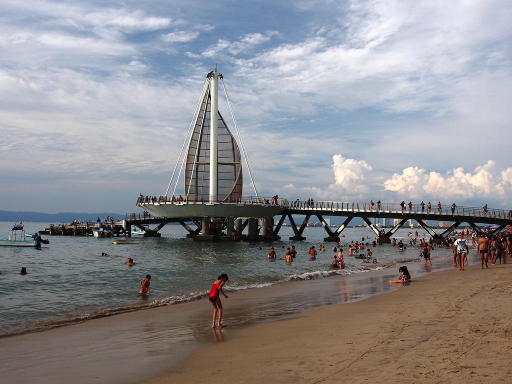 Emperador Vallarta Beachfront Hotel And Suites Puerto Vallarta Zewnętrze zdjęcie